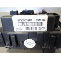 BOITE A FUSIBLES PEUGEOT 307