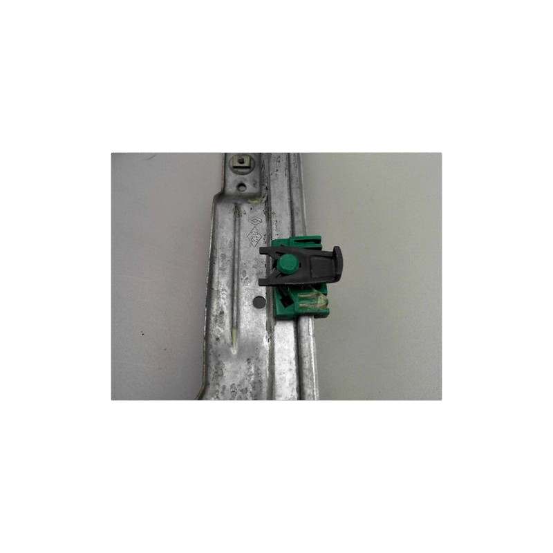 MECANISME LEVE-GLACE AVANT DROIT RENAULT CLIO III PH.1 05-09