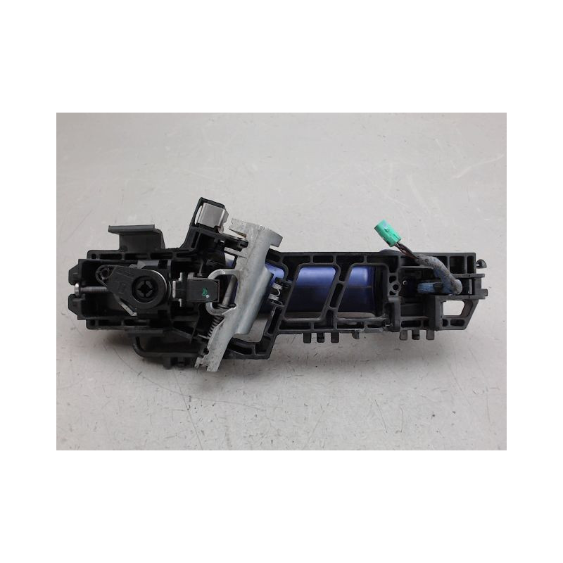 POIGNEE EXTERIEURE PORTE AVANT GAUCHE FORD FIESTA