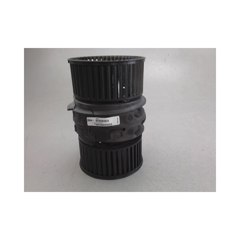 MOTEUR VENTILATEUR CHAUFFAGE RENAULT MEGANE