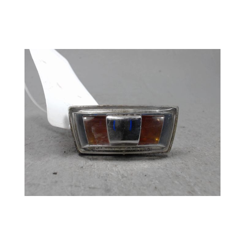 REPETITEUR AILE DROIT OPEL CORSA 06-09