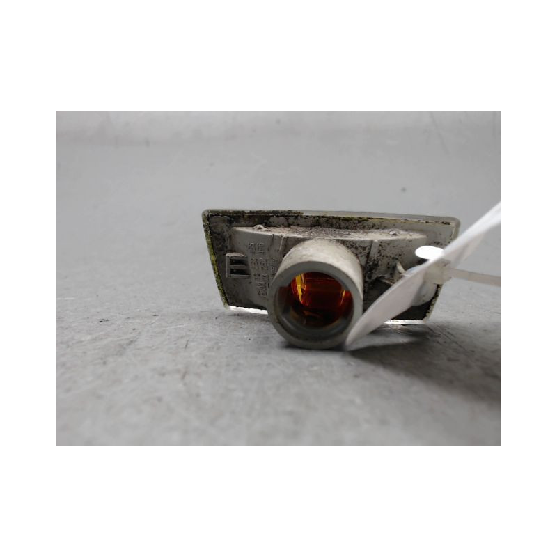 REPETITEUR AILE DROIT OPEL CORSA 06-09