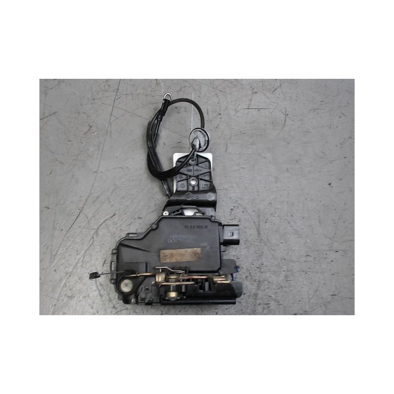 SYSTEME CONDAMNATION AVANT DROIT VOLKSWAGEN PASSAT BREAK 97-2000
