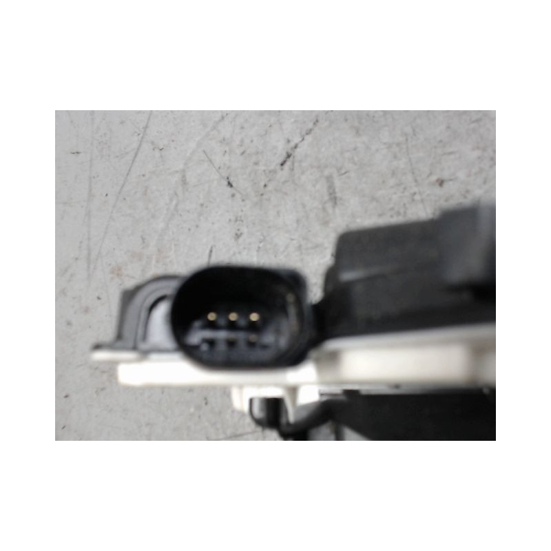 SYSTEME CONDAMNATION AVANT DROIT VOLKSWAGEN UP