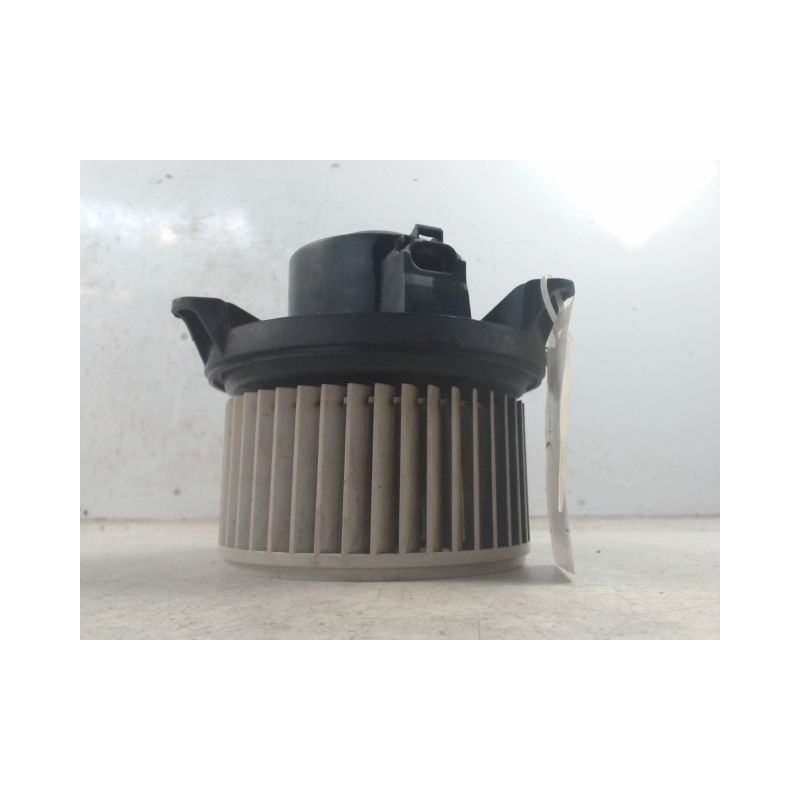 MOTEUR VENTILATEUR CHAUFFAGE NISSAN NAVARA DOUBLE CABINE