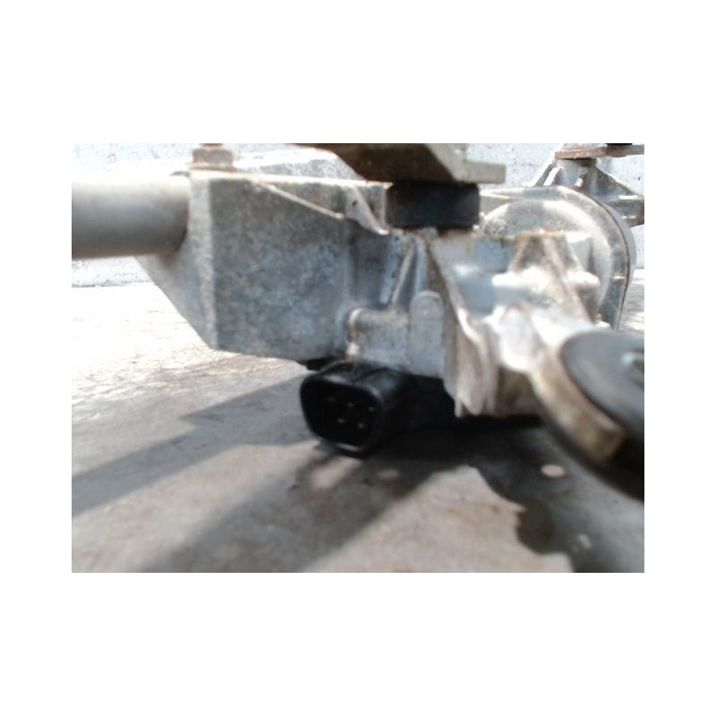 MECANISME ESSUIE-GLACE AVANT NISSAN NAVARA DOUBLE CABINE