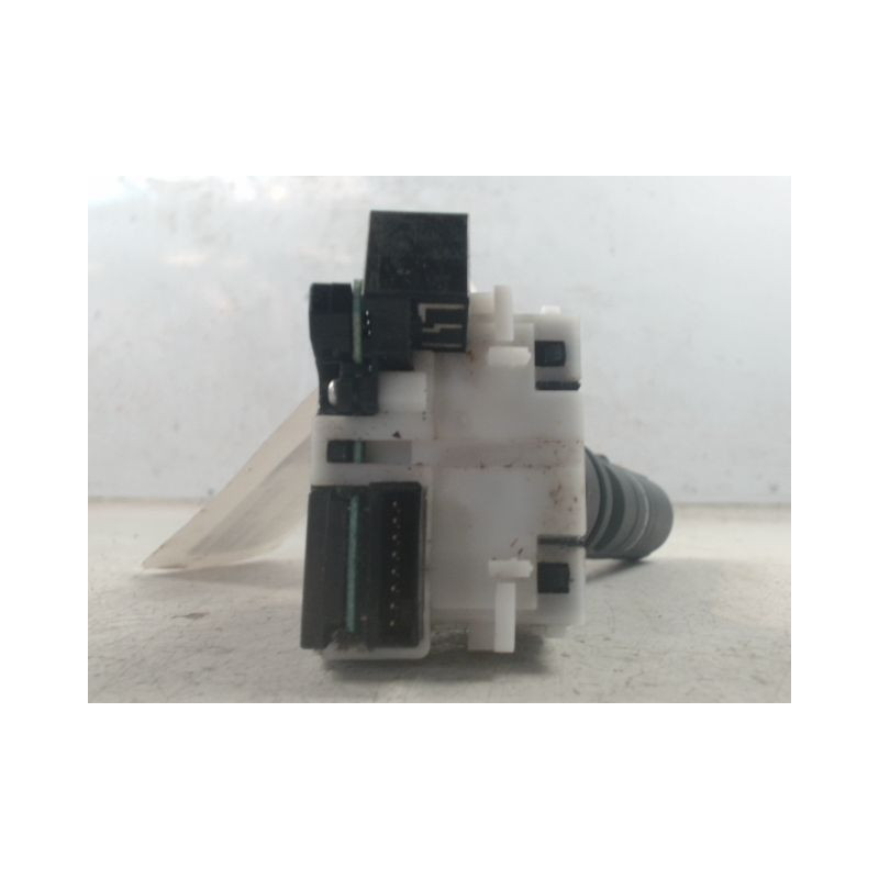 COMMANDE ESSUIE GLACE NISSAN NAVARA DOUBLE CABINE