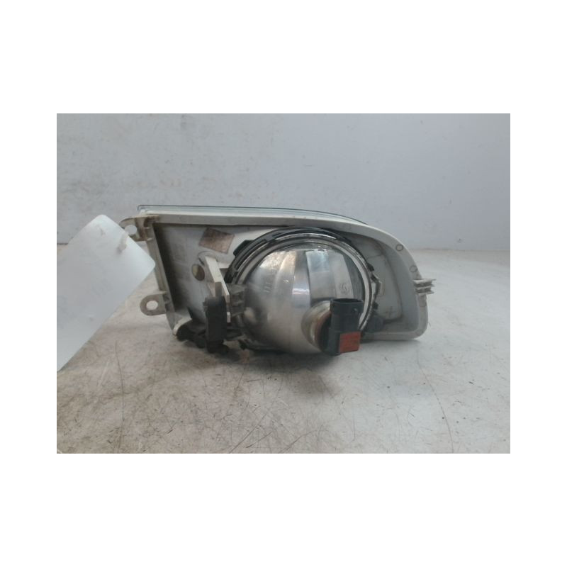 PHARE ANTIBROUILLARD AVANT GAUCHE SKODA OCTAVIA 2000-