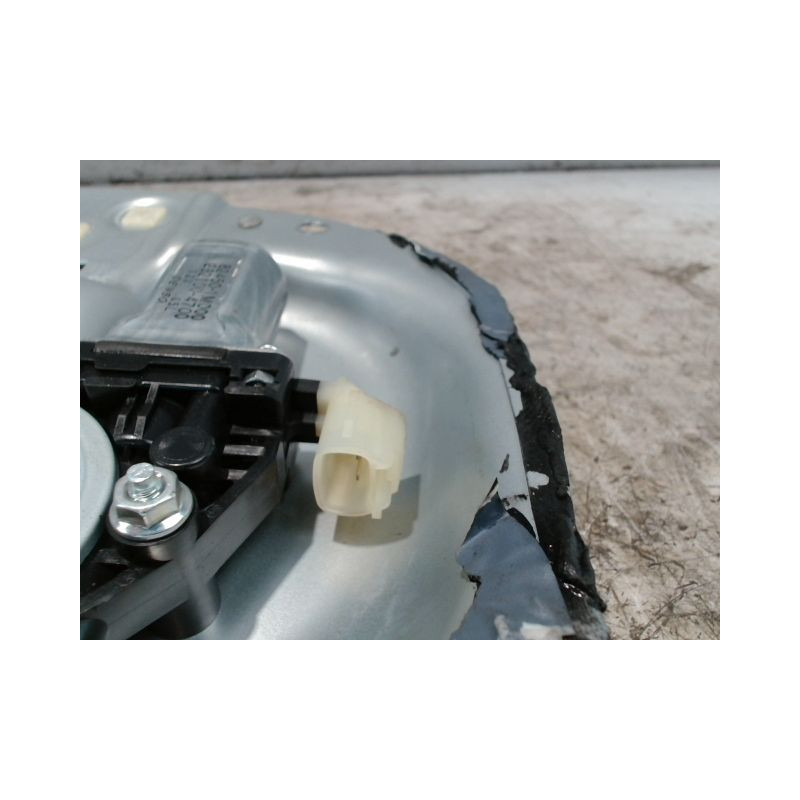 MECANISME+MOTEUR LEVE-GLACE ARRIERE GAUCHE KIA SOUL 08-