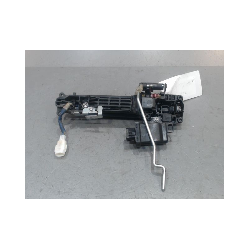 POIGNEE EXTERIEURE PORTE AVANT DROIT TOYOTA RAV4