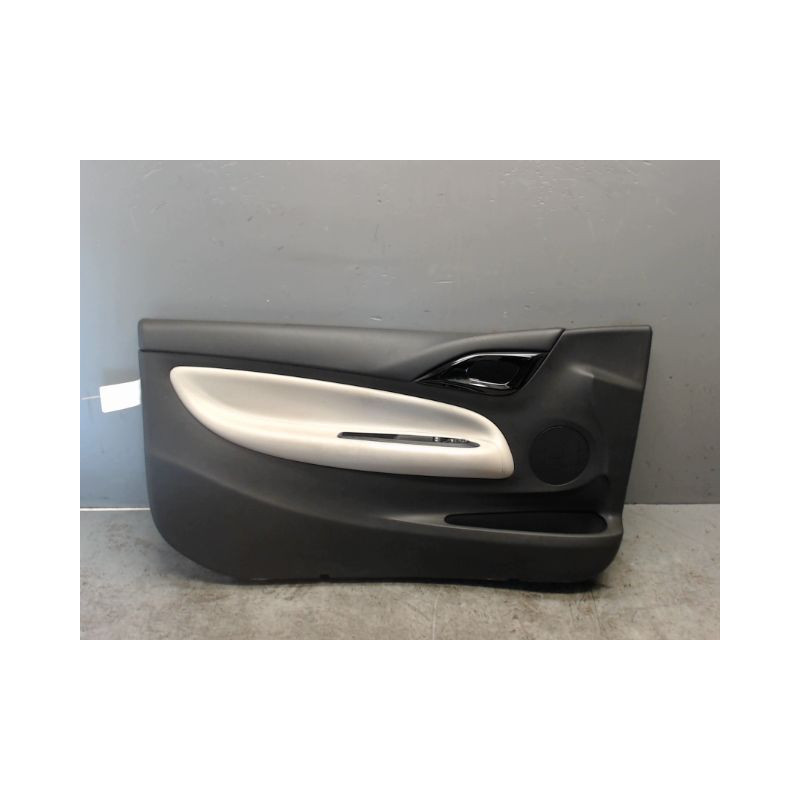 GARNITURE PORTE AVANT GAUCHE CITROEN DS3