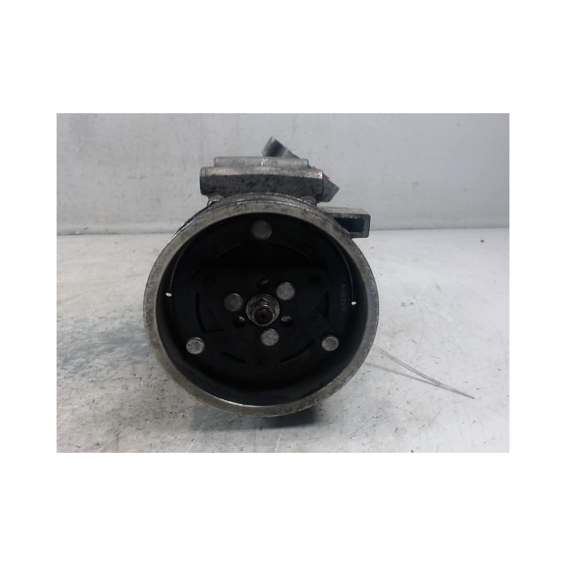 COMPRESSEUR AIR CONDITIONNE RENAULT CLIO III 2009-