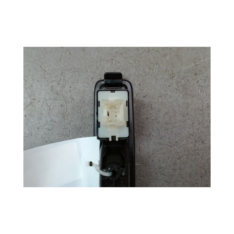 COMMANDE LEVE-GLACE PORTE ARD DACIA SANDERO 2008-