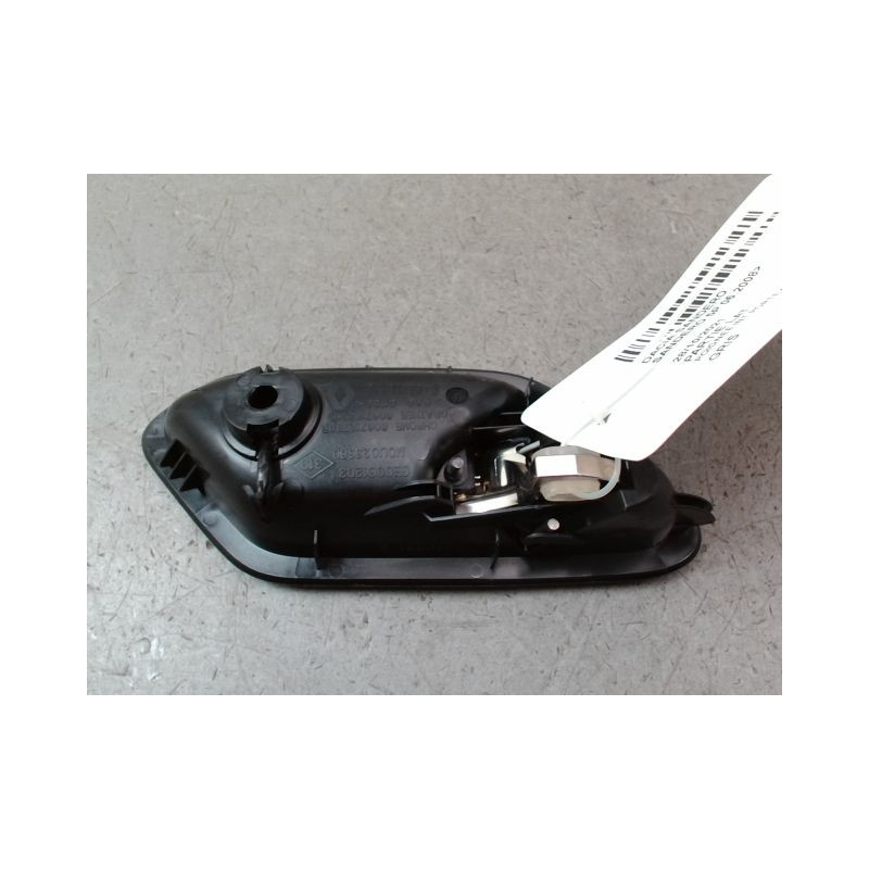 POIGNEE INTERIEURE PORTE ARRIERE GAUCHE DACIA SANDERO 2008-