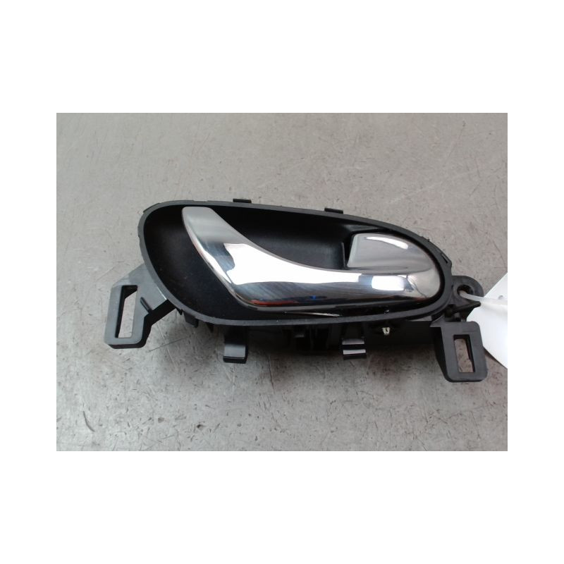 POIGNEE INTERIEURE PORTE ARRIERE DROIT NISSAN QASHQAI BREAK II Phase 1 2014-...
