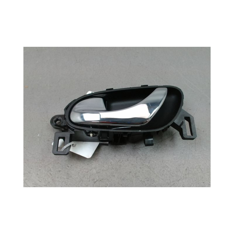 POIGNEE INTERIEURE PORTE ARRIERE GAUCHE NISSAN QASHQAI BREAK II Phase 1 2014-...