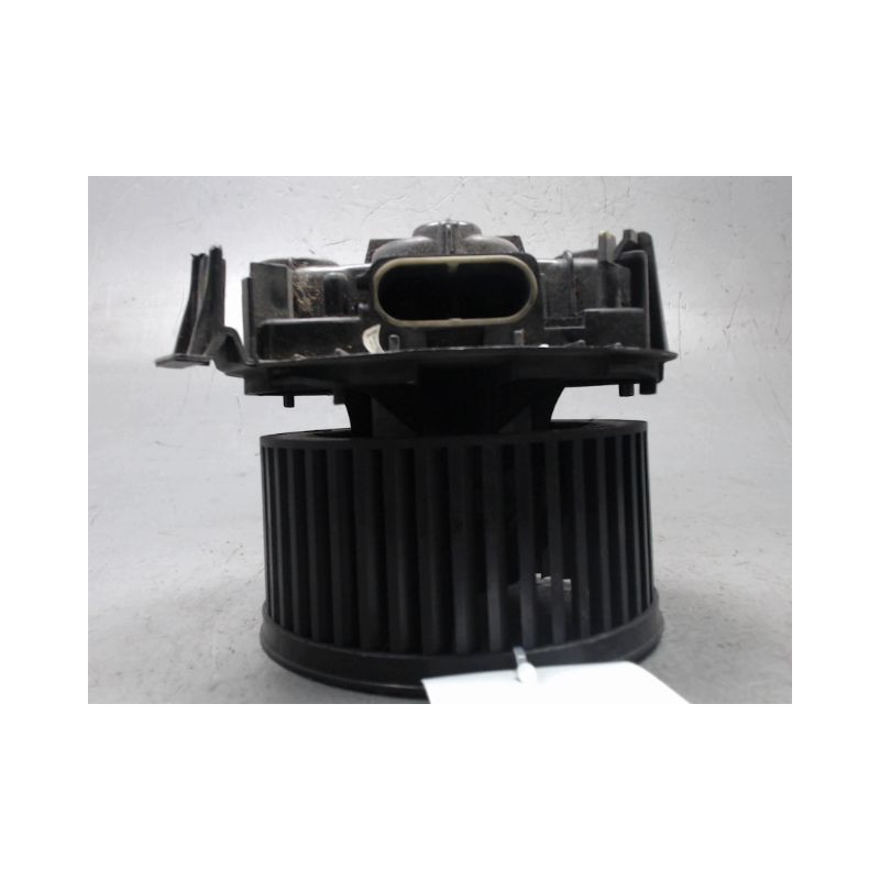 MOTEUR VENTILATEUR CHAUFFAGE RENAULT CLIO III 2005-