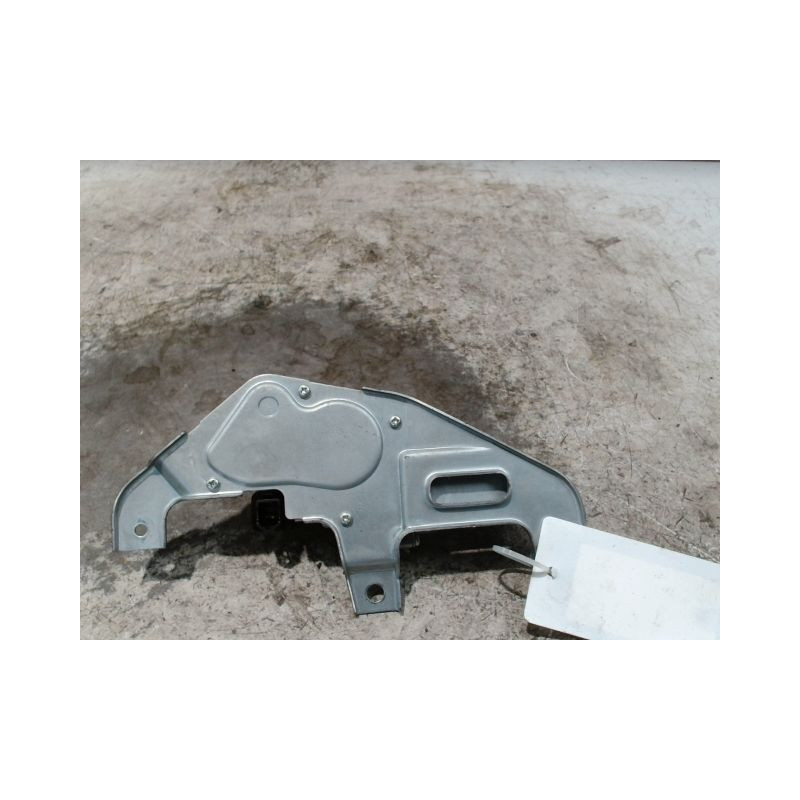 MOTEUR ESSUIE-GLACE ARRIERE SUZUKI SWIFT