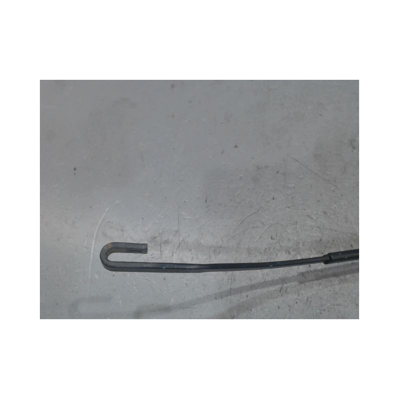 BRAS ESSUIE-GLACE AVANT DROIT TOYOTA RAV4