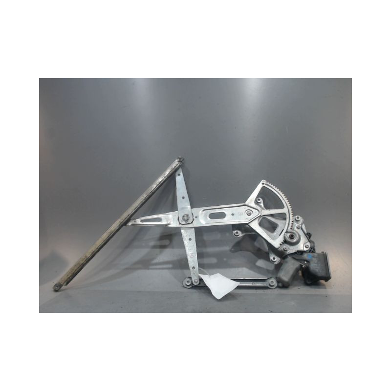 MECANISME+MOTEUR LEVE-GLACE AVANT GAUCHE TOYOTA RAV4