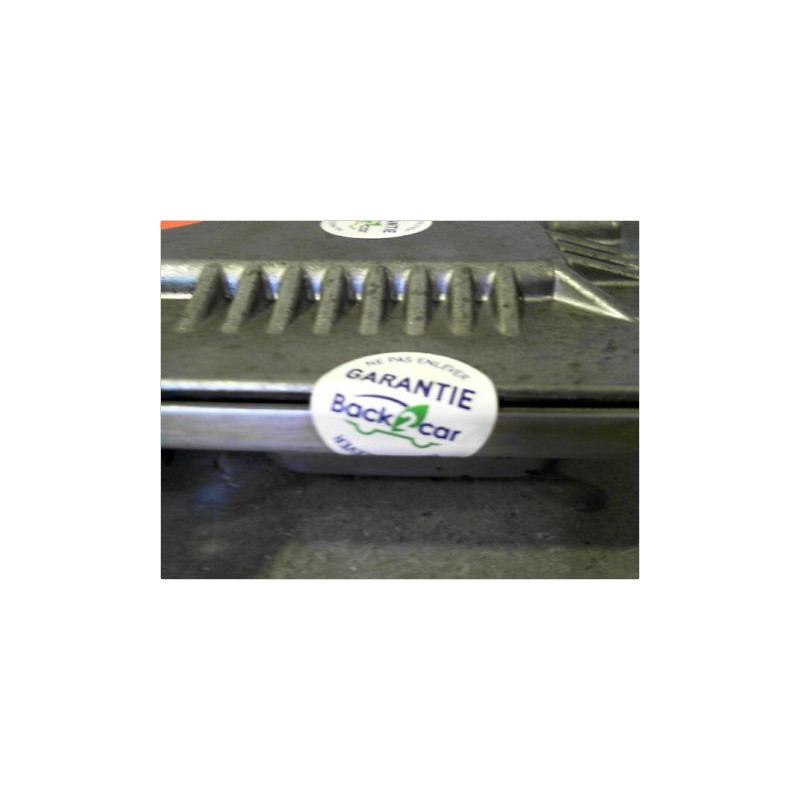 CALCULATEUR MOTEUR PEUGEOT 206 98-09