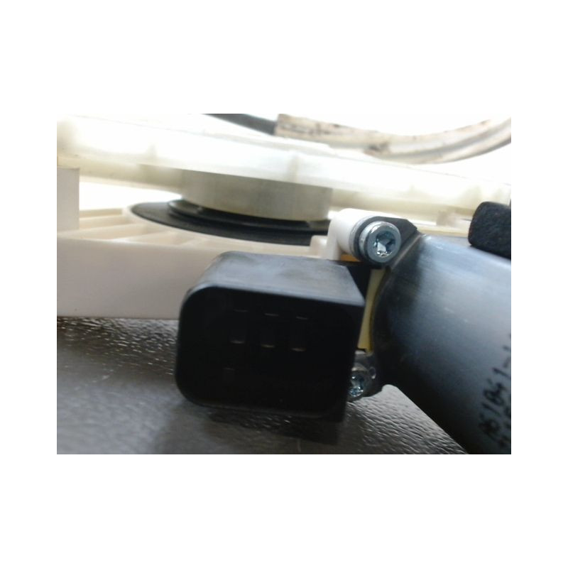 MECANISME+MOTEUR LEVE-GLACE AVANT GAUCHE MERCEDES CLASSE CLA BERL. PHASE 1 (117) 2013-...