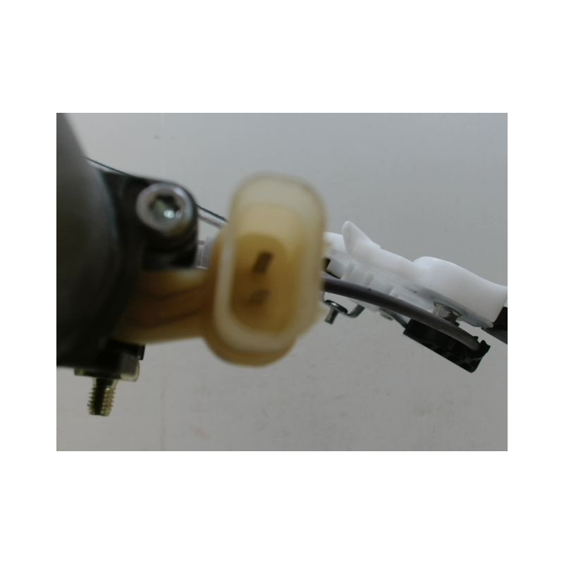 MECANISME+MOTEUR LEVE-GLACE ARRIERE DROIT KIA RIO 2005-