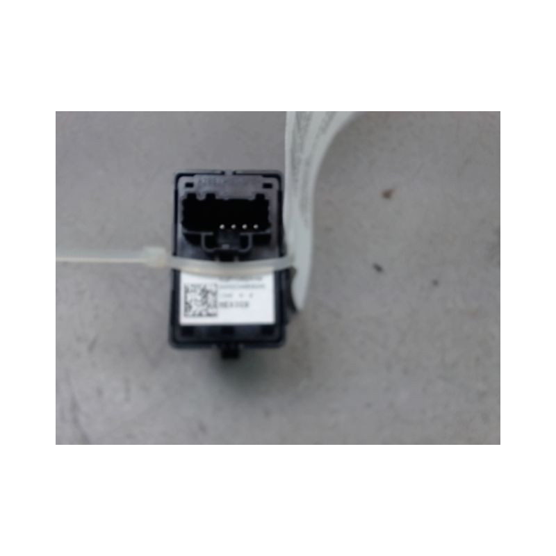 COMMANDE LEVE-GLACE PORTE ARG FORD FOCUS 2008-