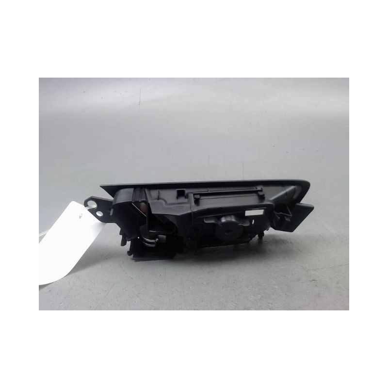 POIGNEE INTERIEURE PORTE AVANT DROIT FORD FOCUS 2008-
