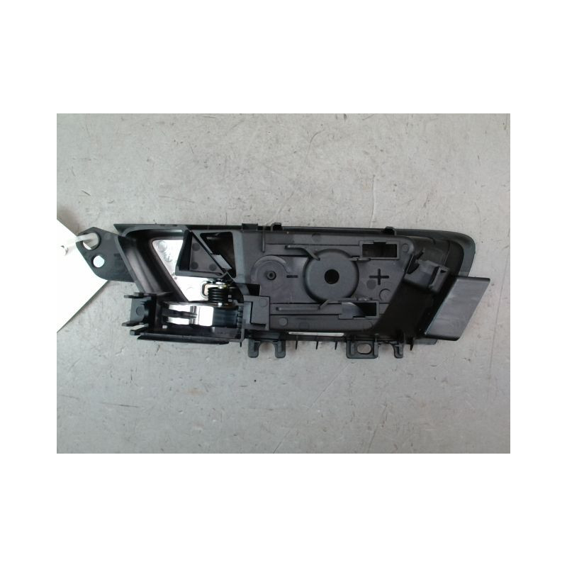 POIGNEE INTERIEURE PORTE ARRIERE DROIT FORD FOCUS 2008-