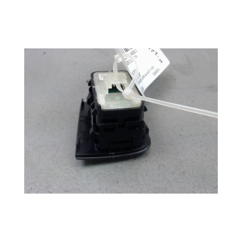 COMMANDE LEVE-GLACE PORTE ARD MERCEDES CLASSE C 2007-