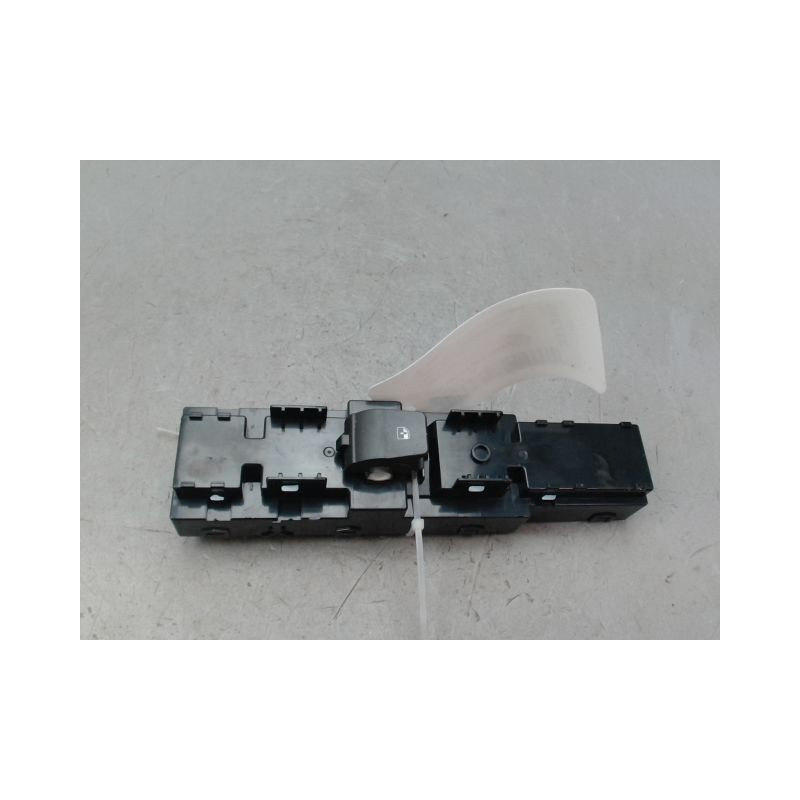 COMMANDE LEVE-GLACE PORTE AVD HYUNDAI I 30 II Phase 1 2012-...