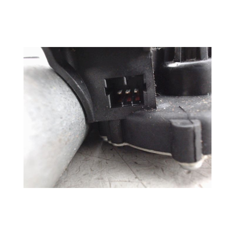 MECANISME ESSUIE-GLACE ARRIERE FORD KA