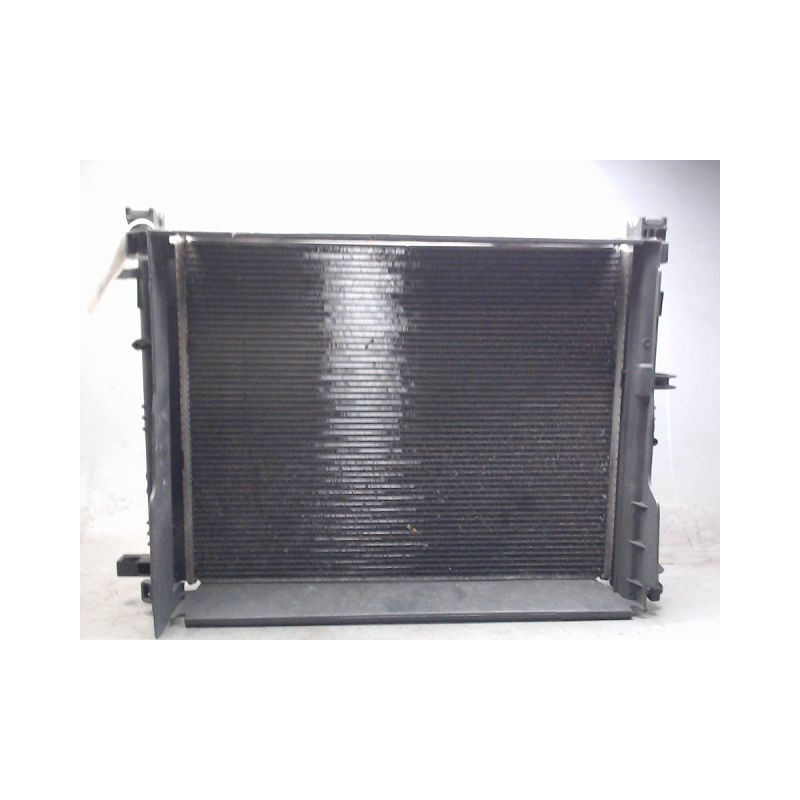 RADIATEUR DACIA SANDERO