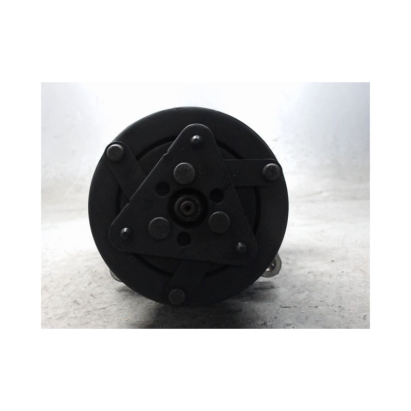 COMPRESSEUR AIR CONDITIONNE VOLKSWAGEN POLO 99-2001