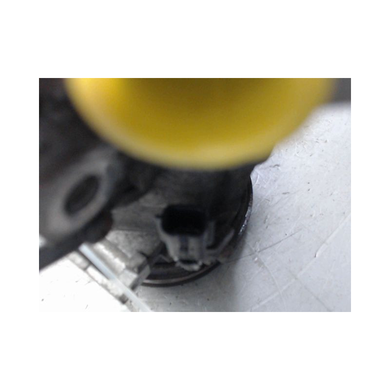 COMPRESSEUR AIR CONDITIONNE DACIA DUSTER 2010-