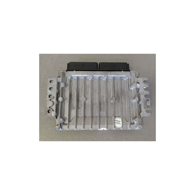 CALCULATEUR MOTEUR RENAULT CLIO