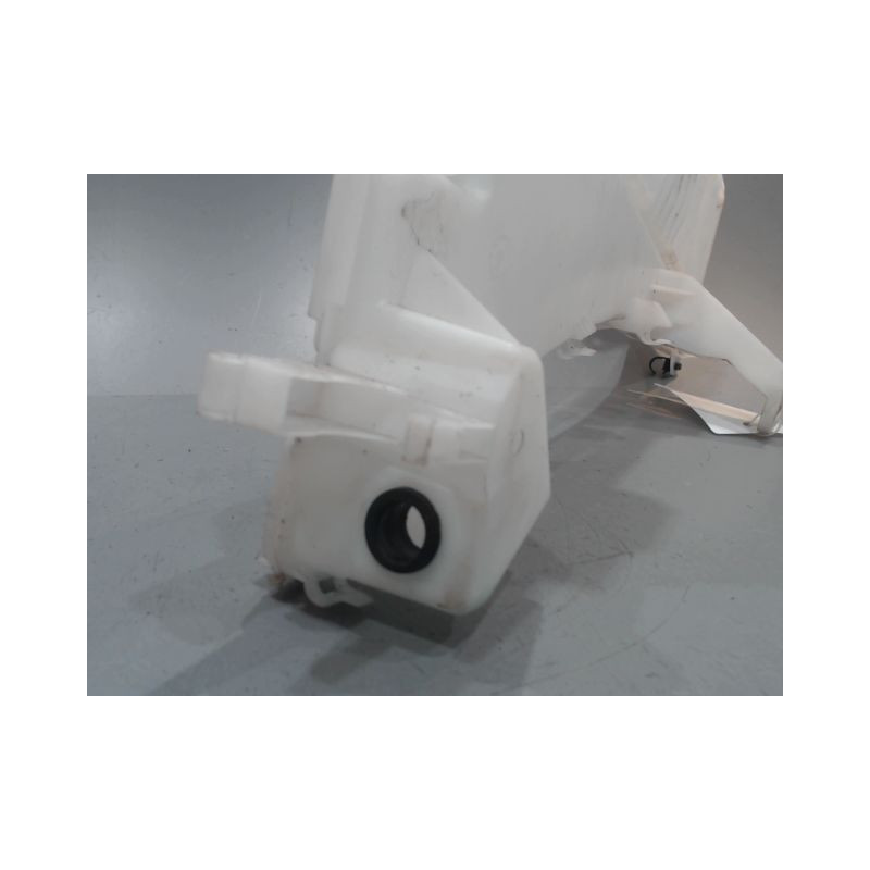RESERVOIR LAVE-GLACE AVANT DS DS7