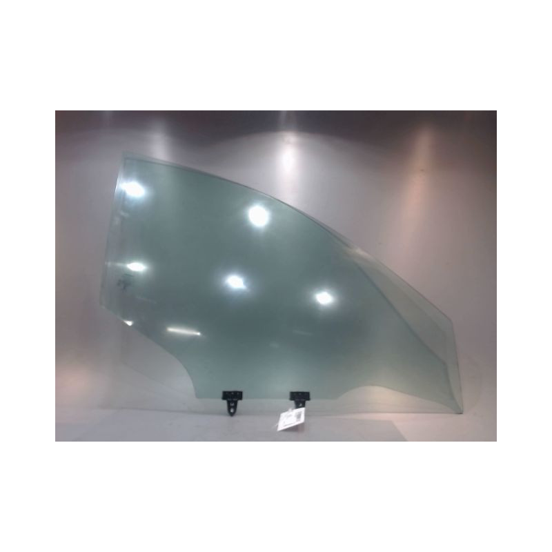 GLACE PORTE AVD NISSAN QASHQAI