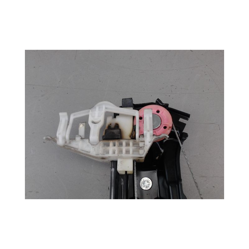 MECANISME LEVE-GLACE AVANT DROIT FORD KA