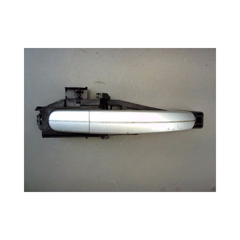 POIGNEE EXTERIEURE PORTE AVANT DROIT FORD FOCUS