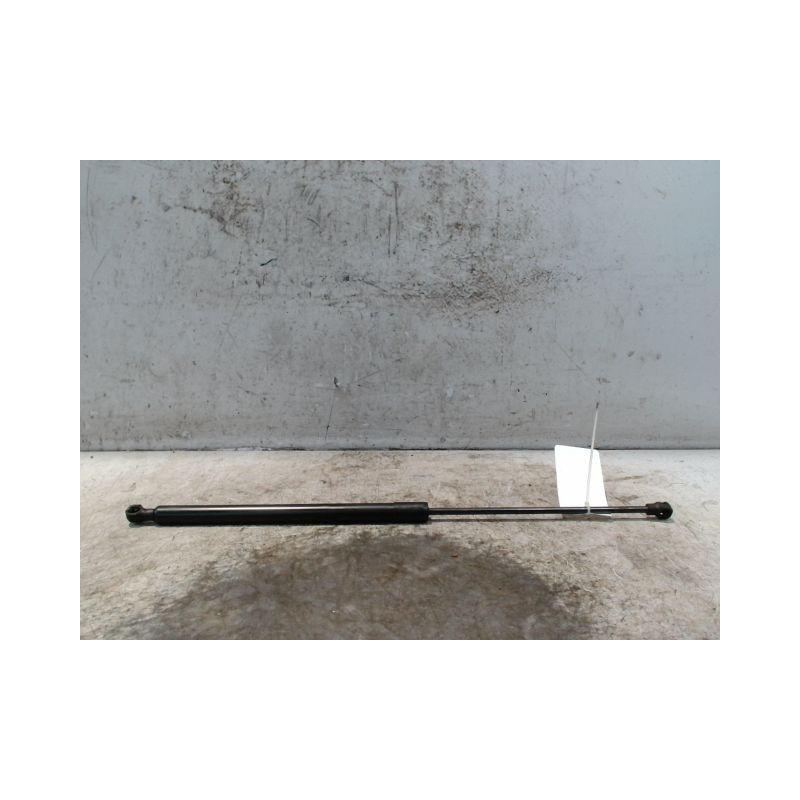 VERIN CAPOT G DACIA SANDERO 2008-