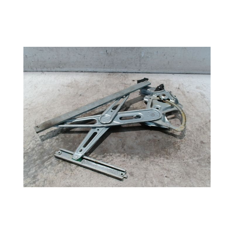 MECANISME+MOTEUR LEVE-GLACE AVANT DROIT TOYOTA YARIS 2005-
