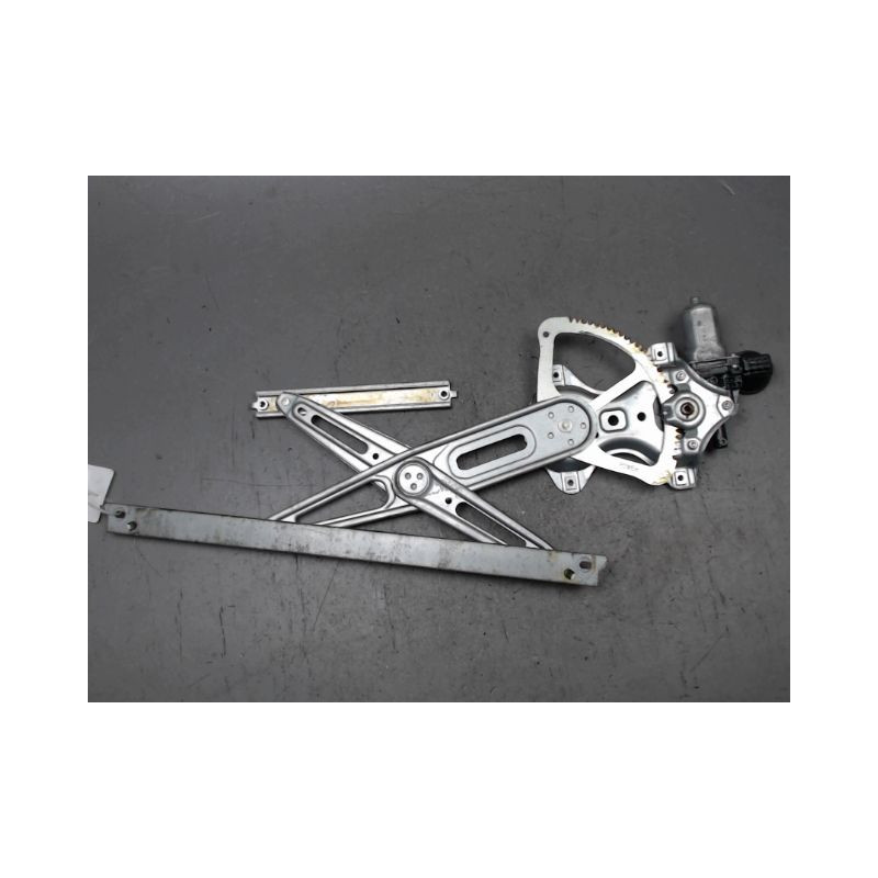 MECANISME+MOTEUR LEVE-GLACE AVANT DROIT TOYOTA YARIS