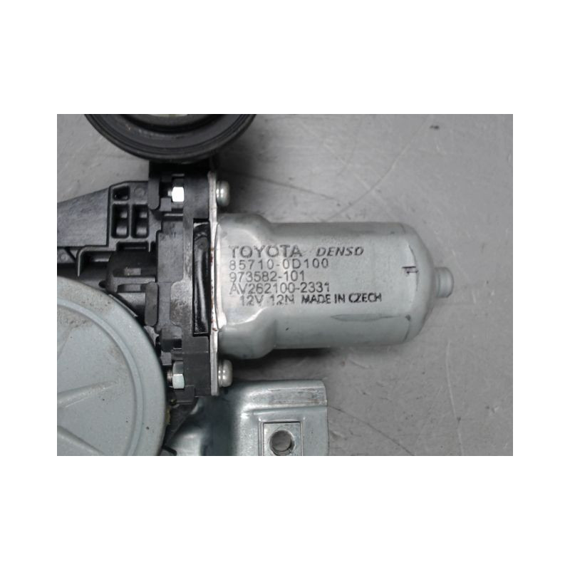 MECANISME+MOTEUR LEVE-GLACE AVANT DROIT TOYOTA YARIS