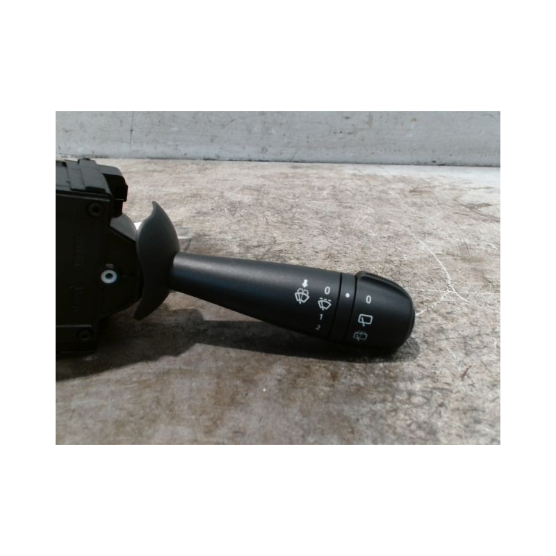 COMMANDE ESSUIE GLACE DACIA SANDERO 2008-
