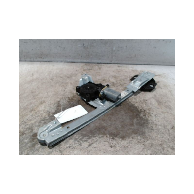 MECANISME+MOTEUR LEVE-GLACE AVANT DROIT DACIA SANDERO 2008-