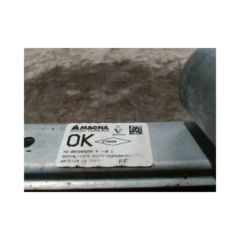 MECANISME+MOTEUR LEVE-GLACE AVANT DROIT DACIA SANDERO 2008-