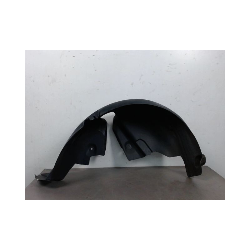 PARE-BOUE ARRIERE DROIT RENAULT CLIO