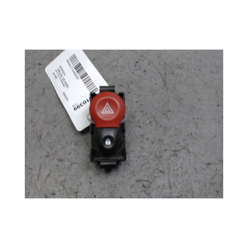 BOUTON DE WARNING RENAULT KANGOO
